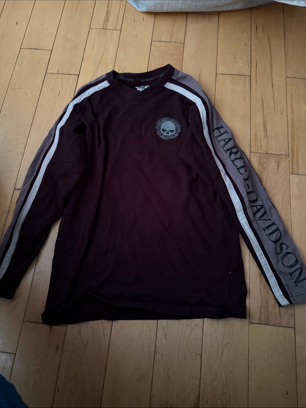 Harley-Davidson Black crew neck with Gray Stripe Accents
